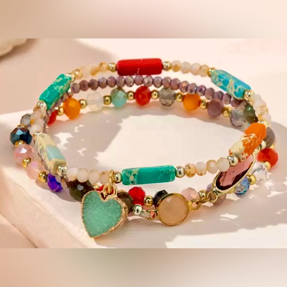 3pcs Heart Charm Crystal Beaded
Bracelet